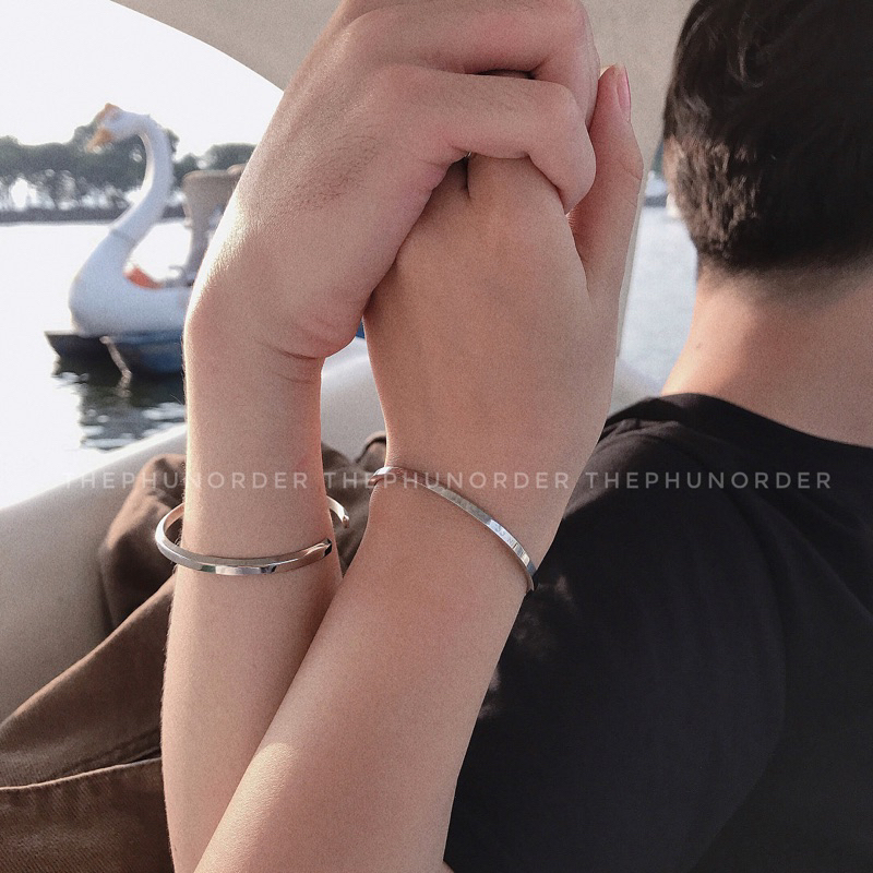 1 Chiếc Vòng Tay Unisex Bản Đẹp Cam Kết KHÔNG GỈ, BẢO HÀNH 1 NĂM