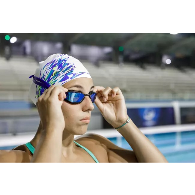 Mũ bơi Silicon Nam Nữ Trẻ Em kín nước hiệu Nabaiji màu trắng xanh - Nabaiji