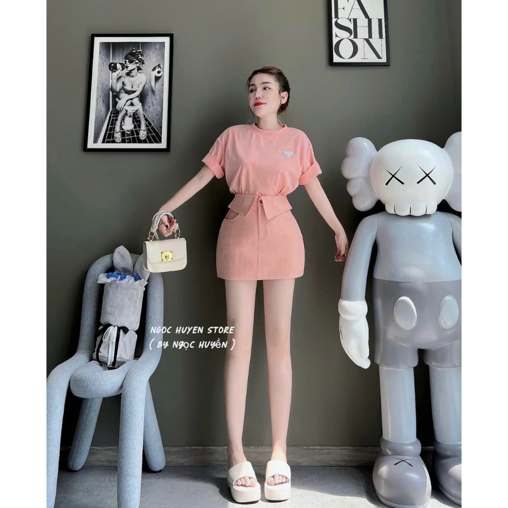 Set váy hot trend, set áo thun tay ngắn from rộng in logo mix chân váy kiểu, nguyên set màu hồng dễ thương