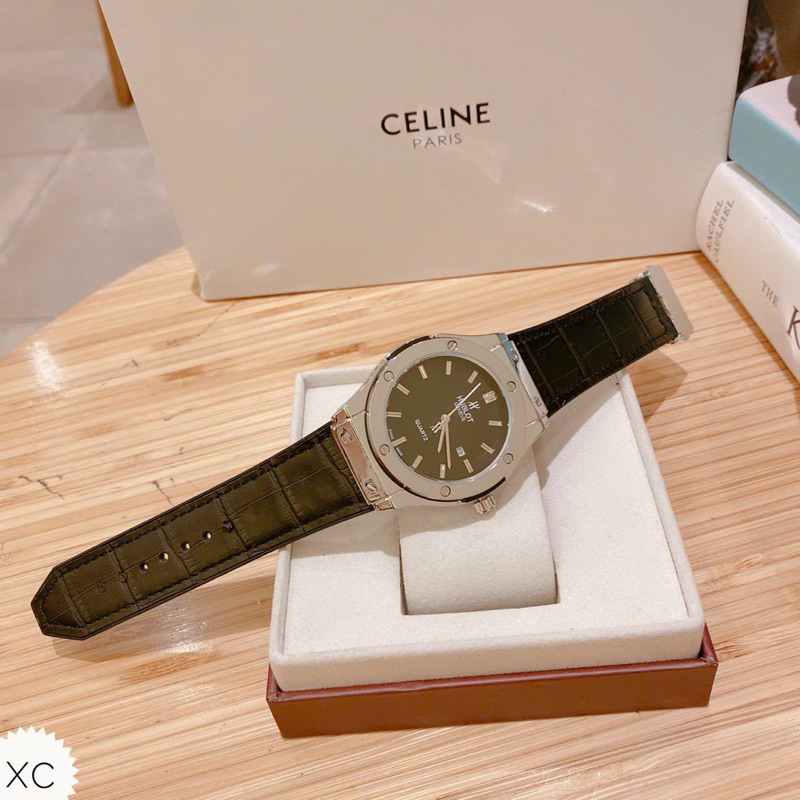 Đồng hồ Hu nam bản trơn quai da đẳng cấp