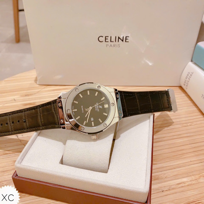 Đồng hồ Hu nam bản trơn quai da đẳng cấp