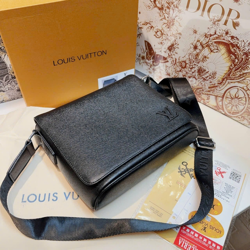 Túi LV Aerogram Messenger Bag - Shop Lynh