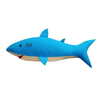 Gối ôm Hometex cho bé hình cá mập quá cute - Baby shark 70x20cm