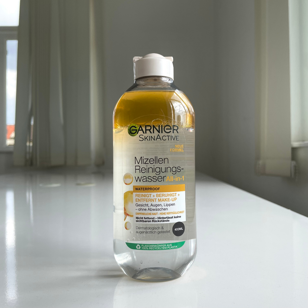 Nước Tẩy Trang Làm Sạch Sâu Dịu Nhẹ Cho Mọi Loại Da - Garnier Micellar Cleansing Water 400ml