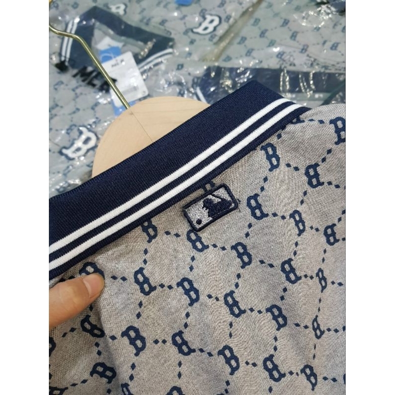 Áo polo nam nữ hoạ tiết chữ thêu eo em bi