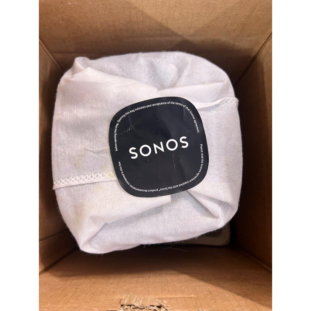 Loa thông minh Sonos One  - black,white