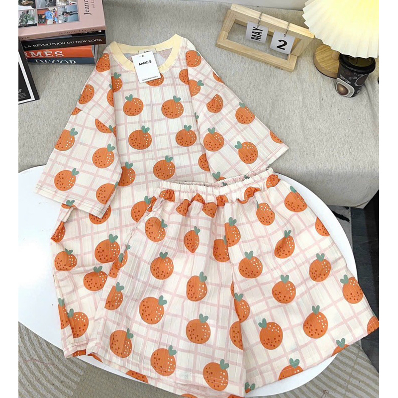 Set gân đũi áo cổ tròn tay ngắn quần đùi hoạ tiết quả cam và cherry 2 màu caro nhẹ nhàng, ngọt ngào cho nữ 40-65kg