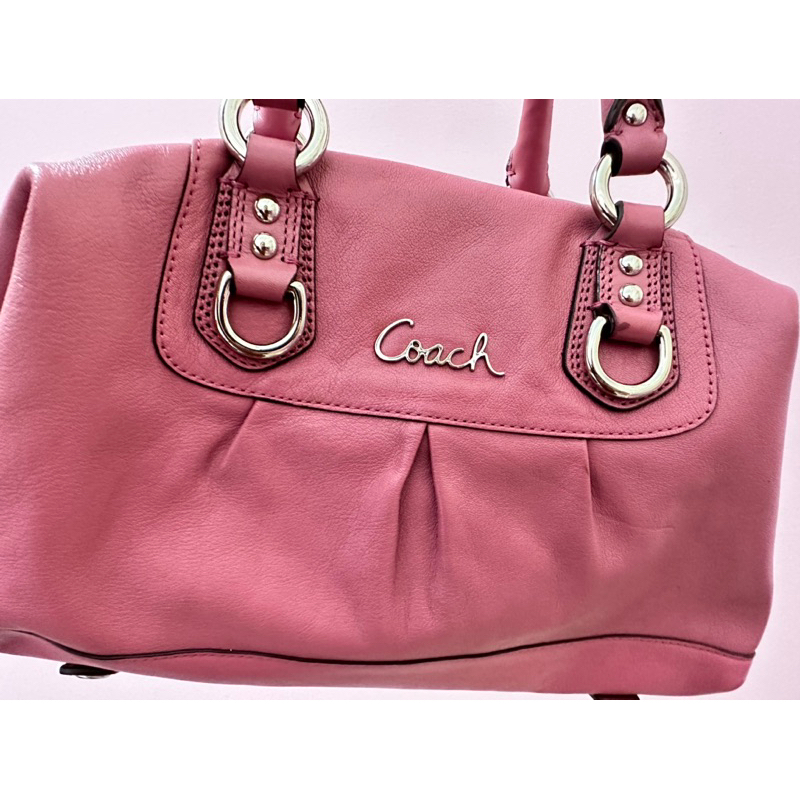Túi xách Coach