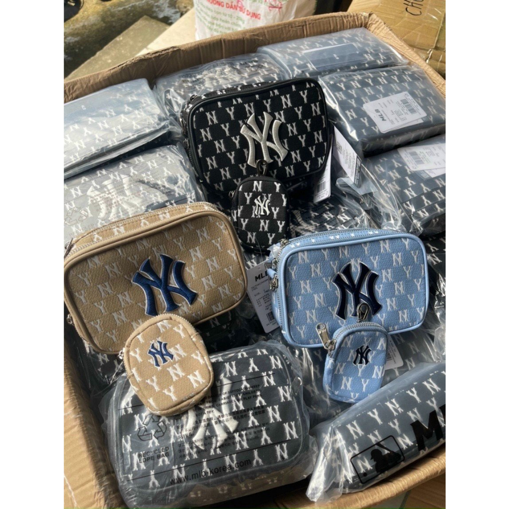 Túi MLB Dáng Hộp 2 ngăn size 18 cm - Monogram Mini Crossbag