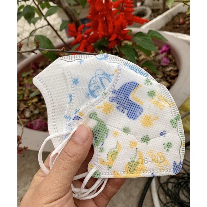 Khẩu trang cho bé