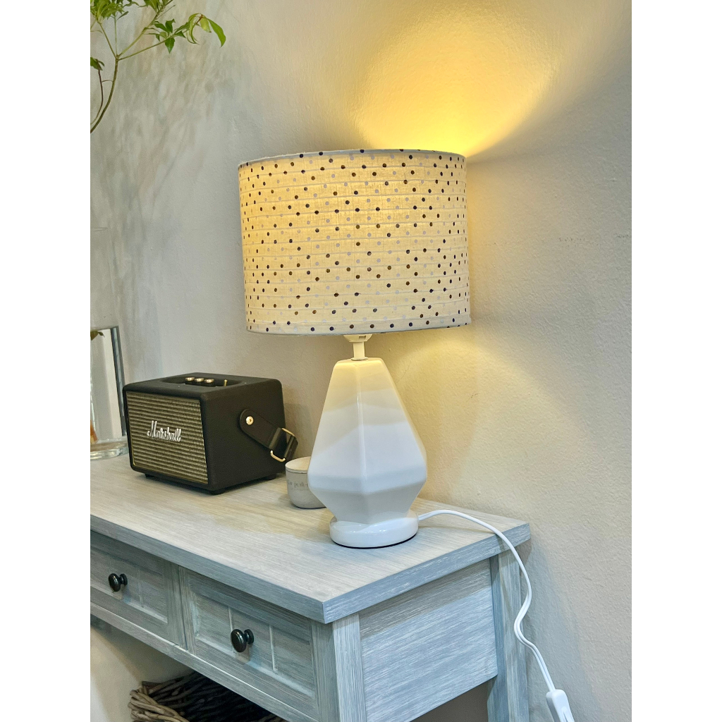 Đèn bàn LART DBG013X2 phiên bản giới hạn với chao đèn handmade thân đèn gốm sứ trắng cao cấp phòng khách phòng ngủ