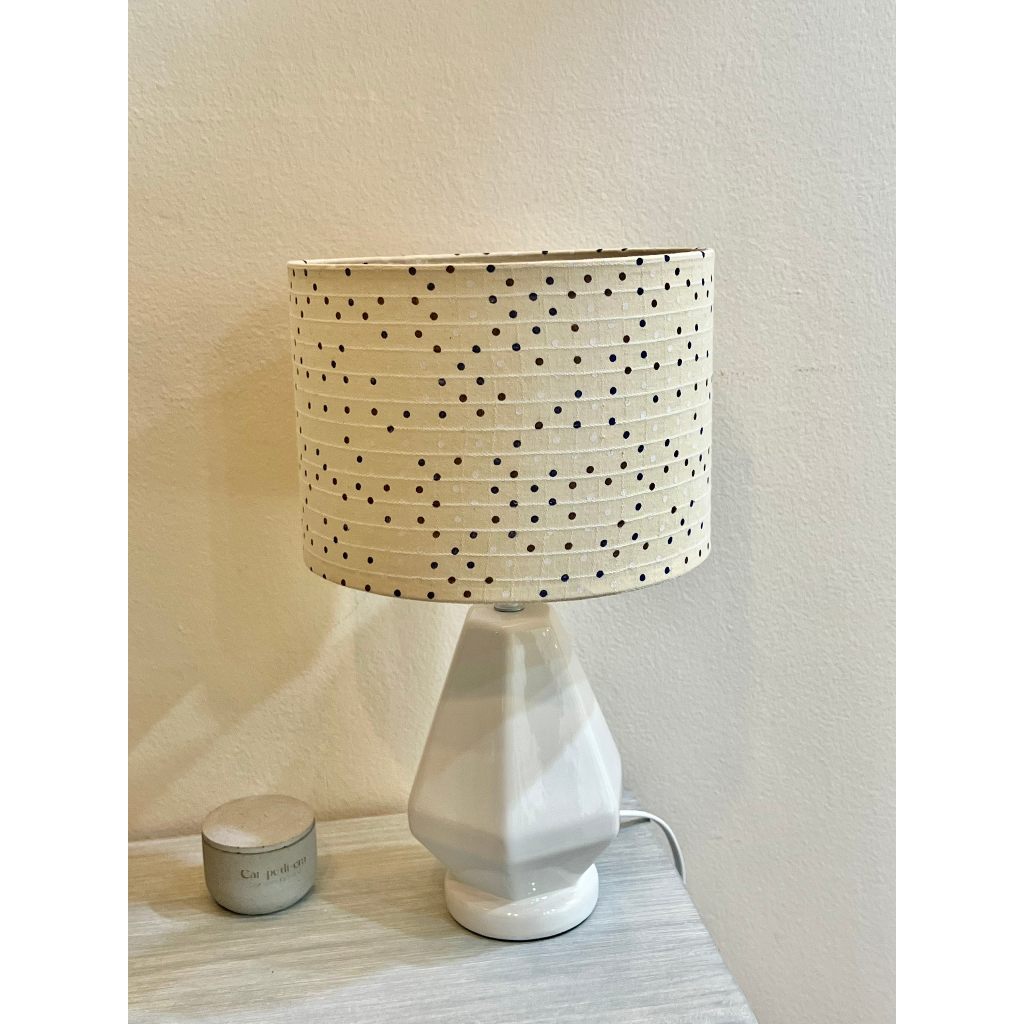 Đèn bàn LART DBG013X2 phiên bản giới hạn với chao đèn handmade thân đèn gốm sứ trắng cao cấp phòng khách phòng ngủ