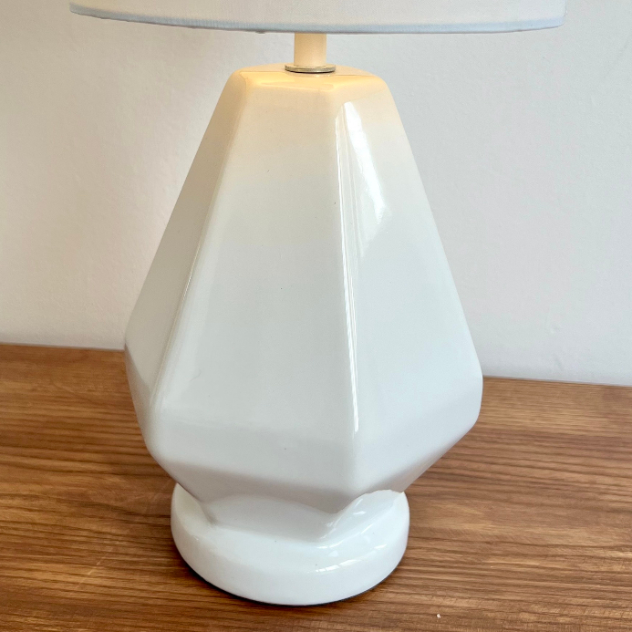 Đèn bàn LART DBG013X2 phiên bản giới hạn với chao đèn handmade thân đèn gốm sứ trắng cao cấp phòng khách phòng ngủ