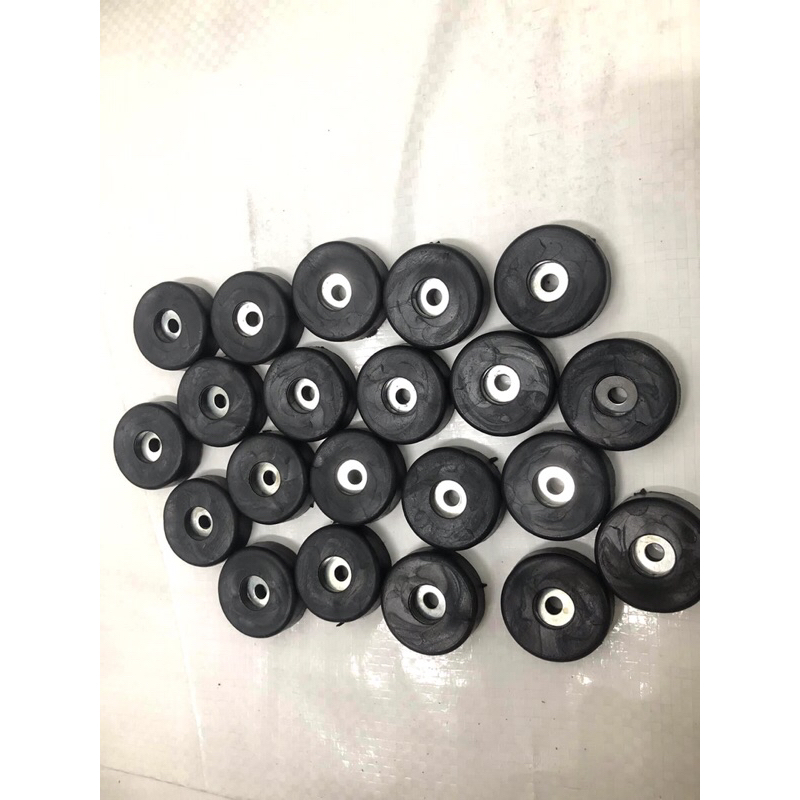 Combo 8 đế cao su tròn lắp thùng loa giá chỉ 20k