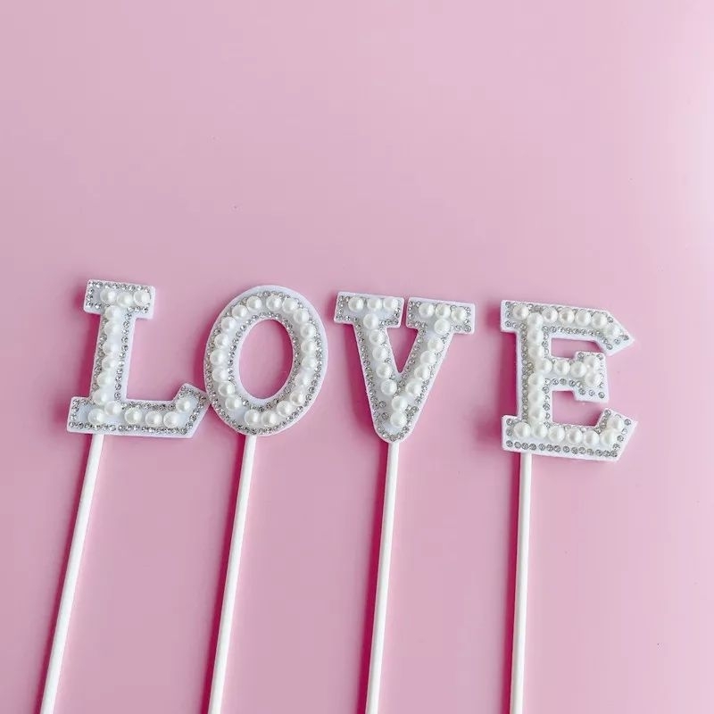 Que cắm chữ LOVE hạt ngọc trang trí bánh kem sinh nhật, bó hoa