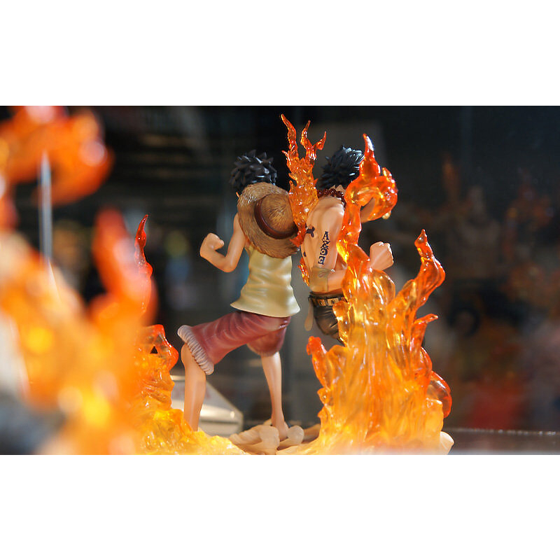 Mô hình One Piece chính hãng - DX BrotherHood - Portgas D. Ace & Monkey D. Luffy