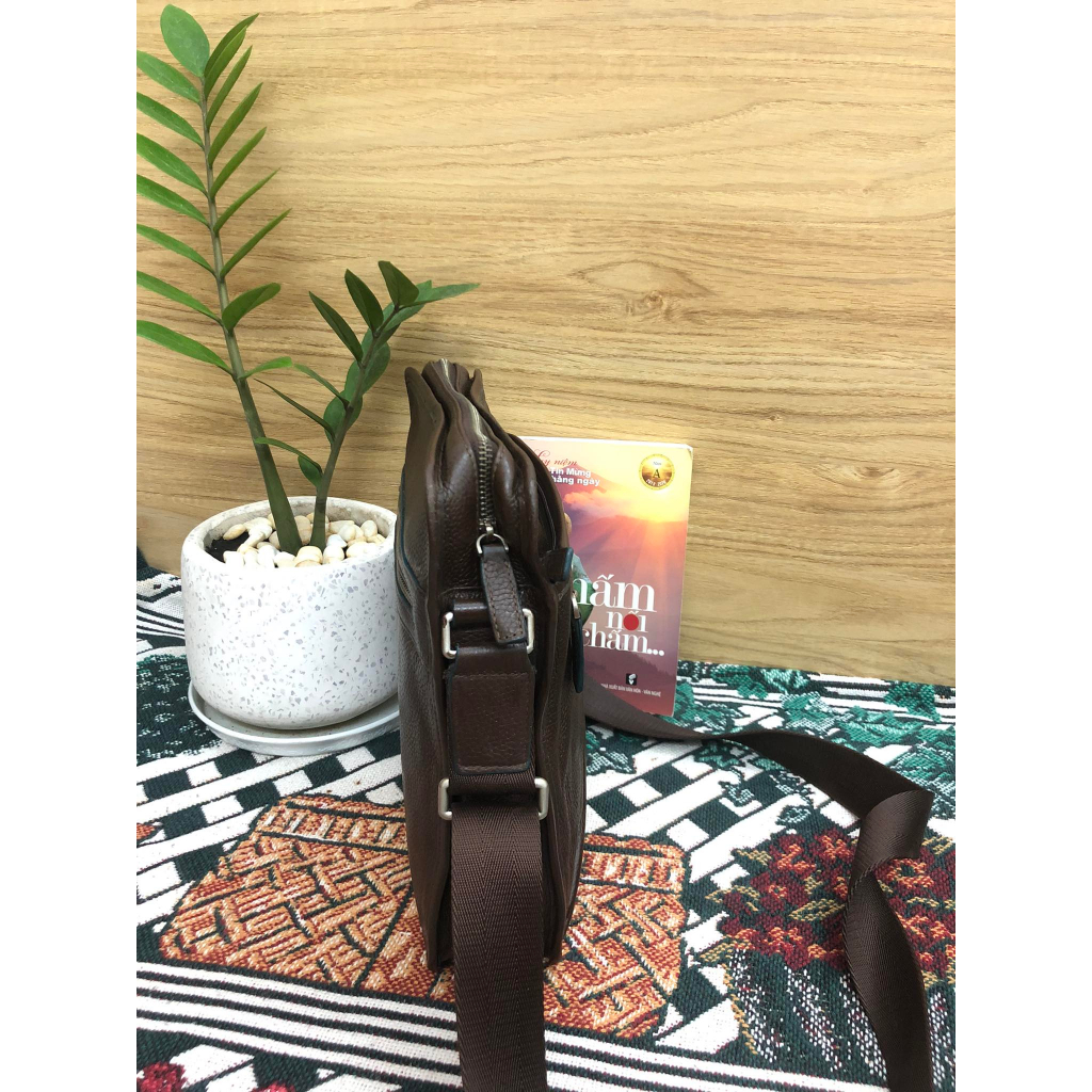 Túi đeo chéo nam da bò, đã qua sử dụng