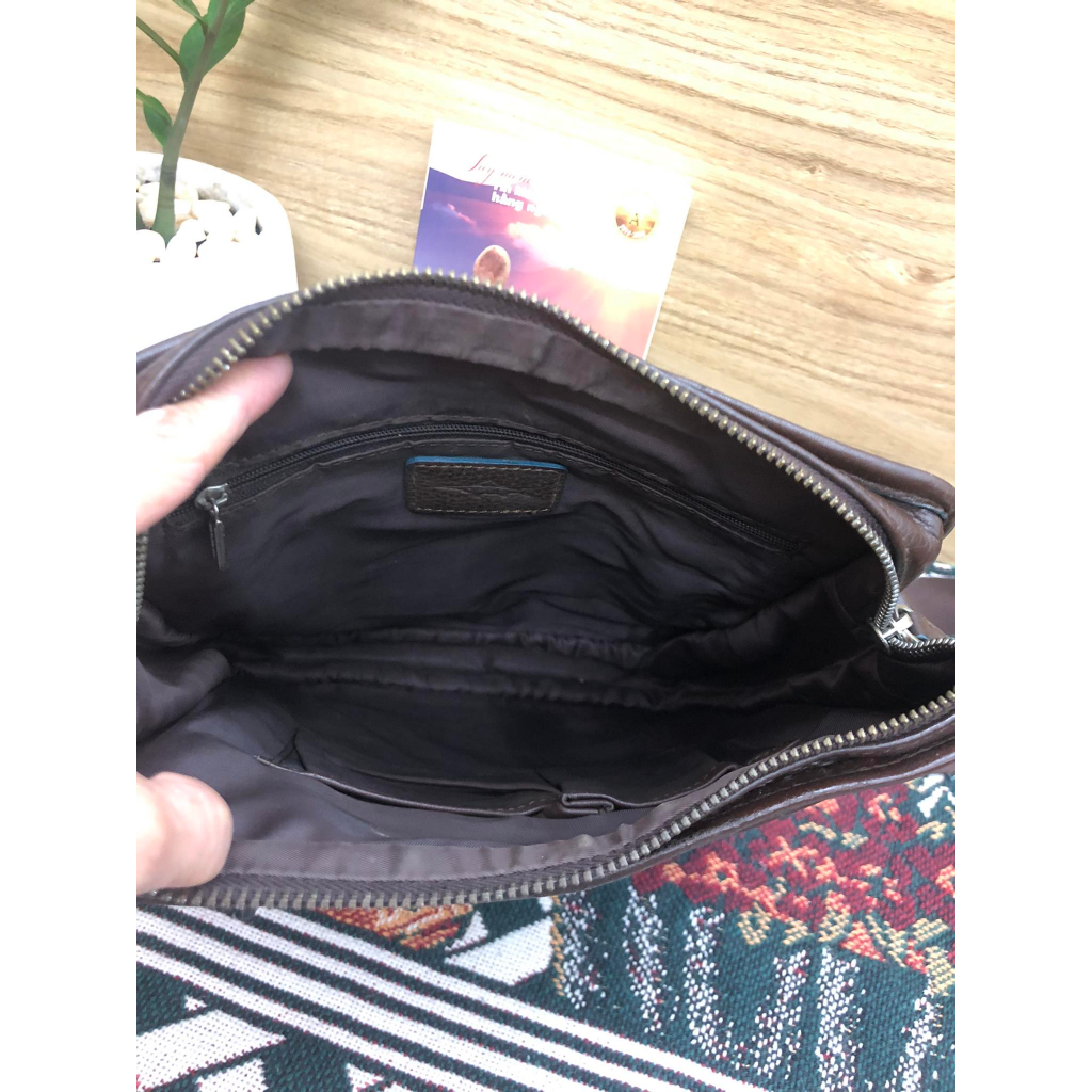 Túi đeo chéo nam da bò, đã qua sử dụng