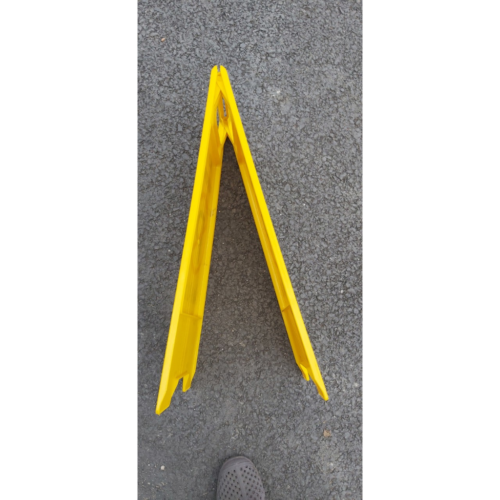 Biển cảnh báo chữ A cấm đậu xe No Parking