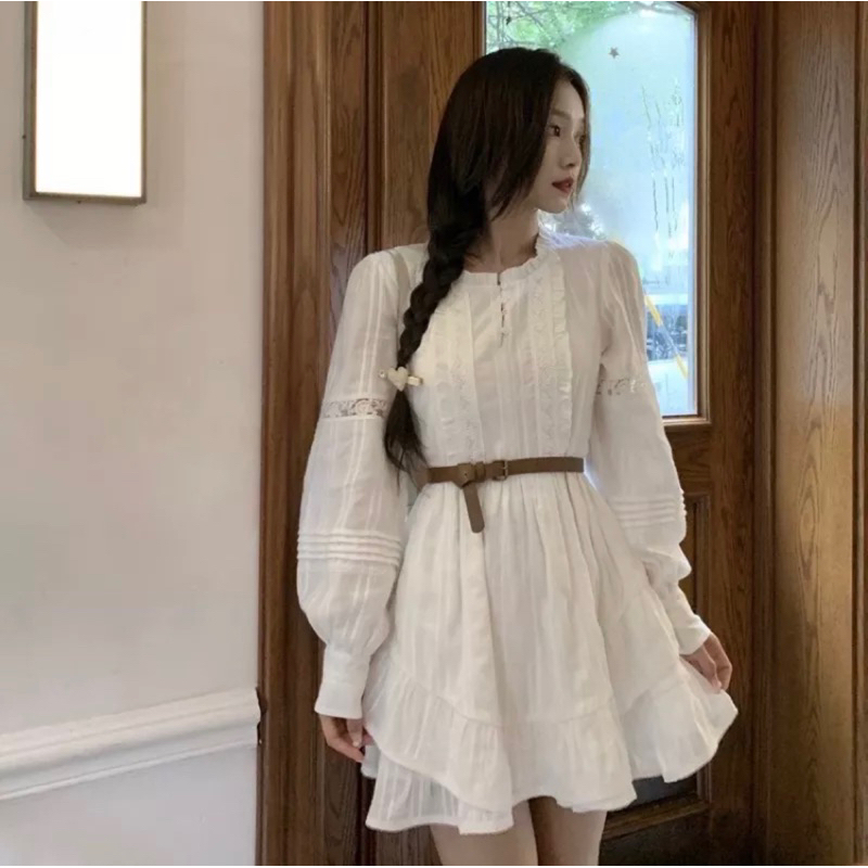 Đầm Ren Trắng Kèm nịt - Hàng Có Sẵn