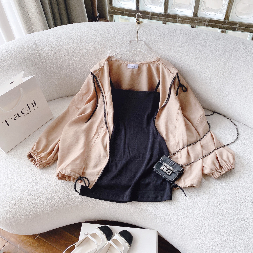 SET ĐẦM BODY ĐEN 2 DÂY + ÁO KHOÁC XƯỢC KEM NÓN RÚT DÂY