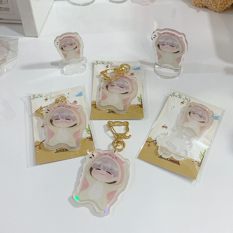 [Update Holo gương vỡ) Móc khoá/Standee Suga sóc bayy 🌰💫