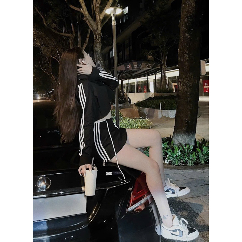 Set áo sơ mi tay dài phối chân váy