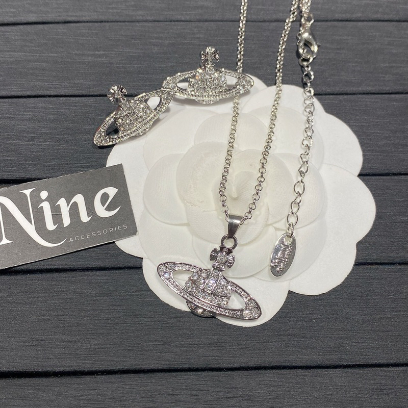 Vòng cổ đi chơi nhẹ nhàng, sang chảnh