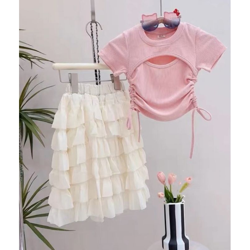Set  áo rút eo kết hợp chân váy tầng bèo tiểu thư bé gái