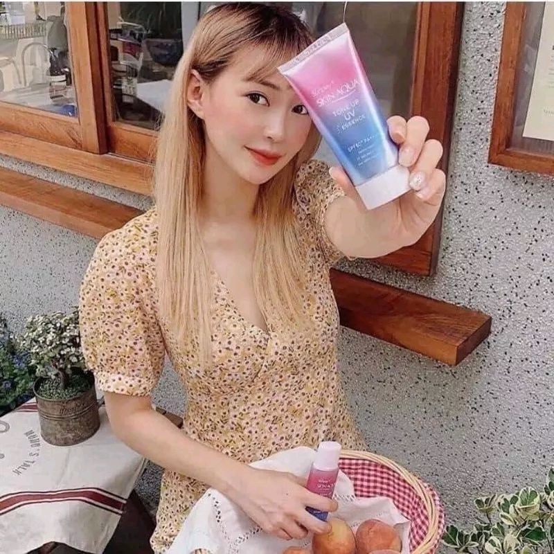 Kem chống nắng Skinn Aqua nâng tông 80g