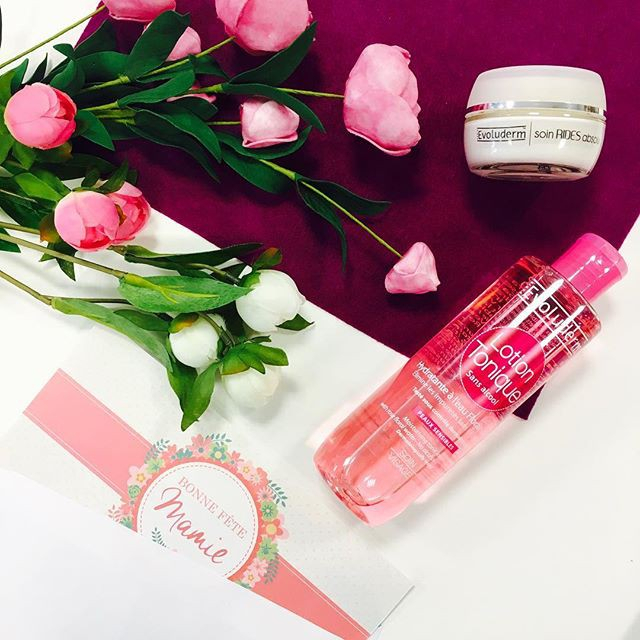 Nước hoa hồng Evoluderm Lotion Tonique dưỡng ẩm và làm sạch da dành cho da nhạy cảm 500ml