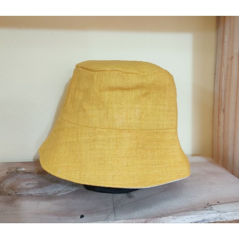 Mũ thổ cẩm lanh Hà Giang