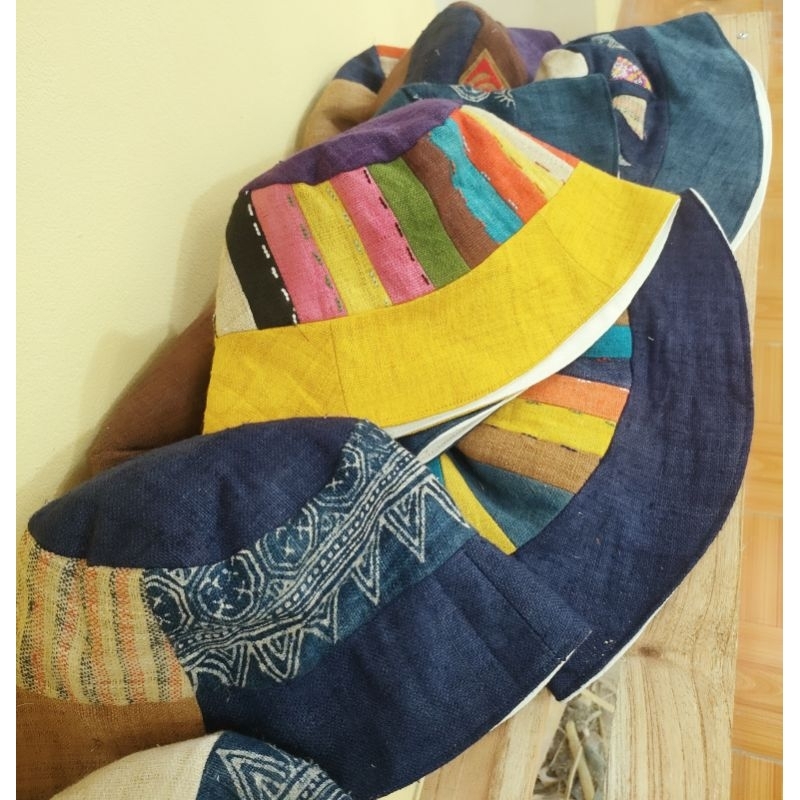 Mũ thổ cẩm lanh Hà Giang