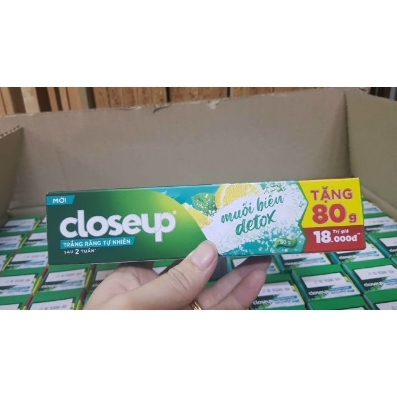 Kem đánh răng Closeup 80g