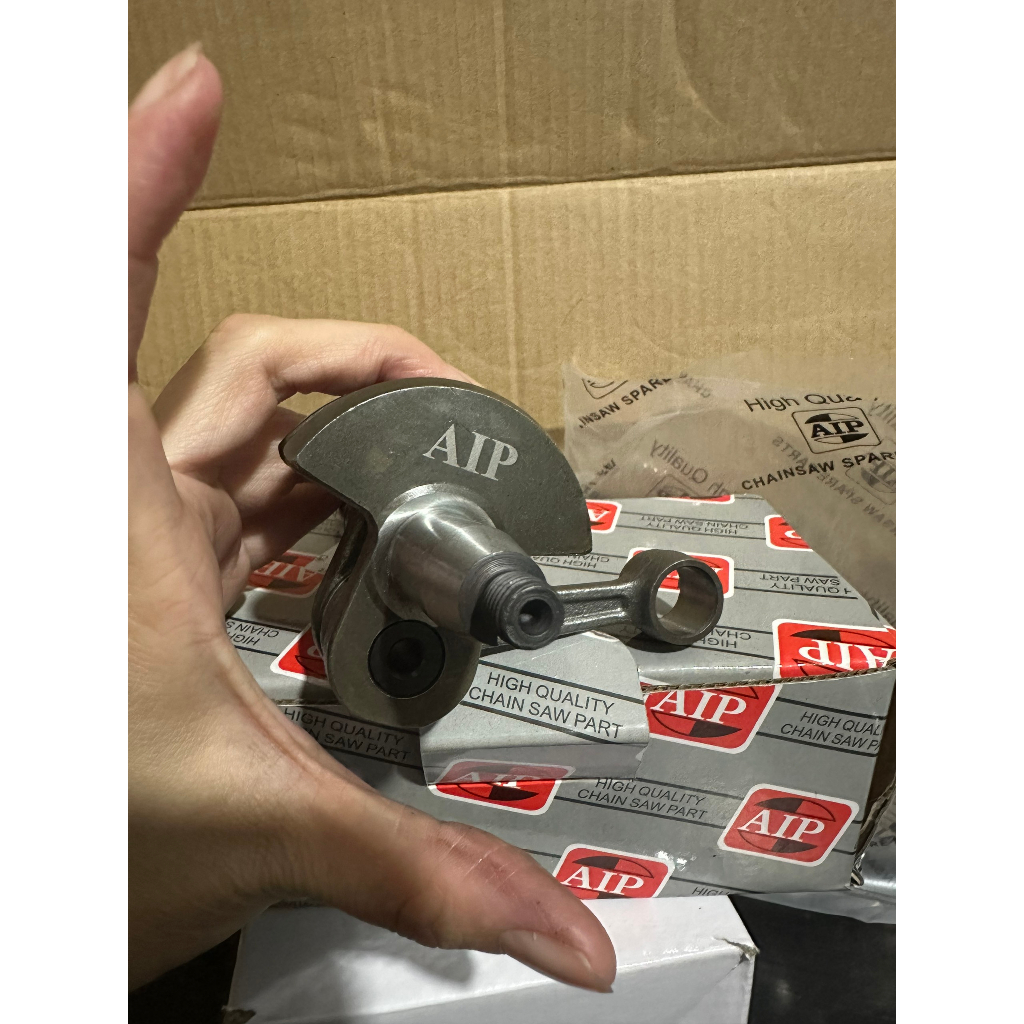 BỘ TAY DÊN MÁY CƯA XÍCH MS250. HÀNG AIP