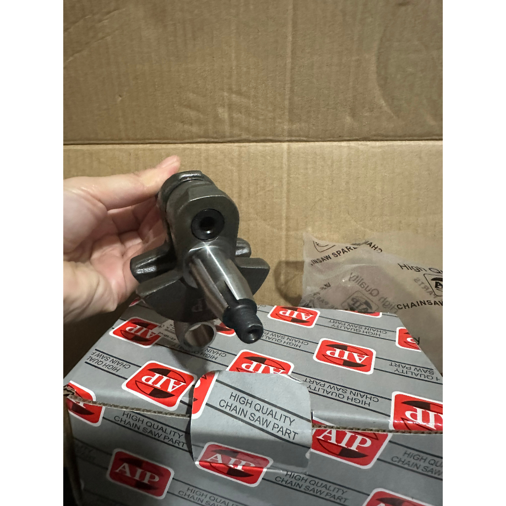 BỘ TAY DÊN MÁY CƯA XÍCH MS250. HÀNG AIP