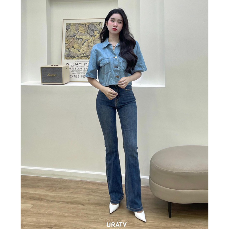 Áo sơ mi crop denim 3 nút chỉ nổi tay ngắn URATV