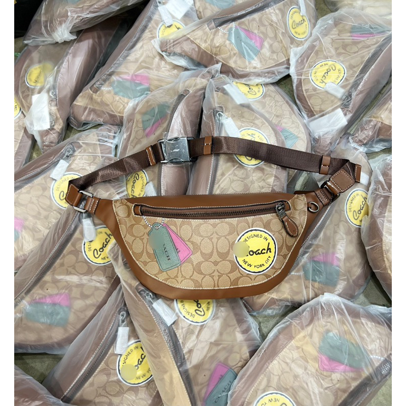 Túi Coach bao tử
