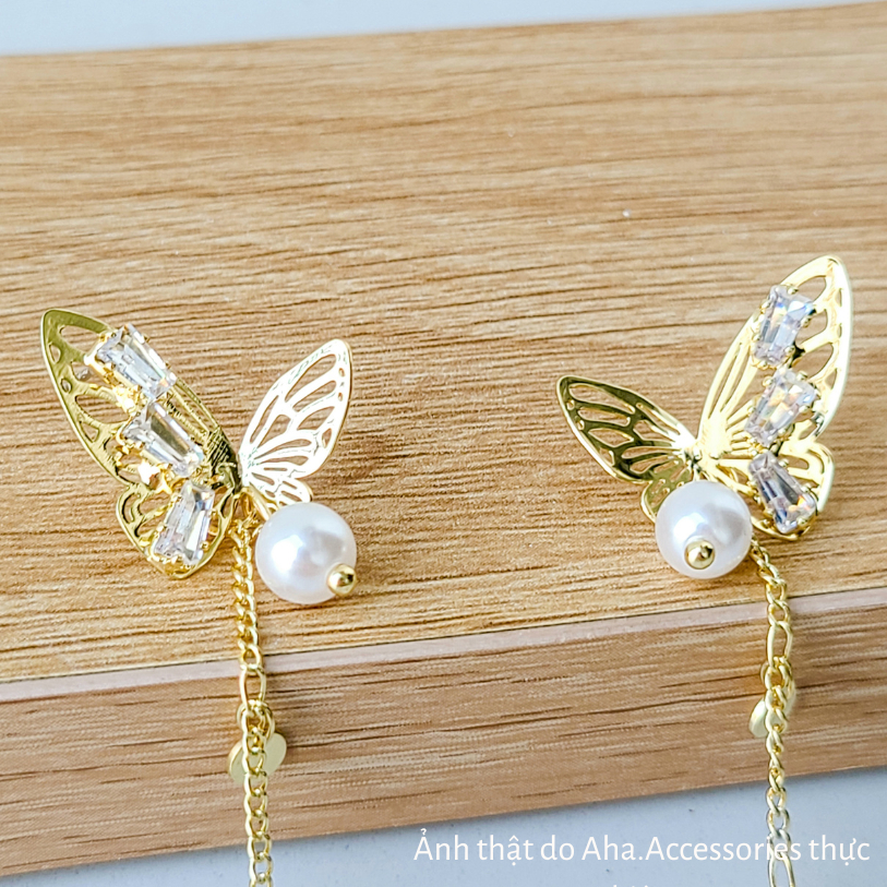 Khuyên tai nữ dáng dài Aha Accessories hình bướm chất liệu hợp kim màu vàng KT-BD1