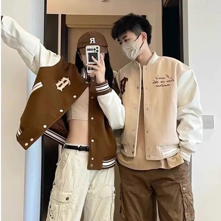 Áo Khoác Bomber Bóng Chày Varsity Hoạ Tiết Thêu Chữ Phối Tay Da Phong Cách Hiphop Thời Trang Nam Nữ