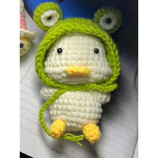 [Handmade] Vịt đội mũ ếch bằng len ảnh thật