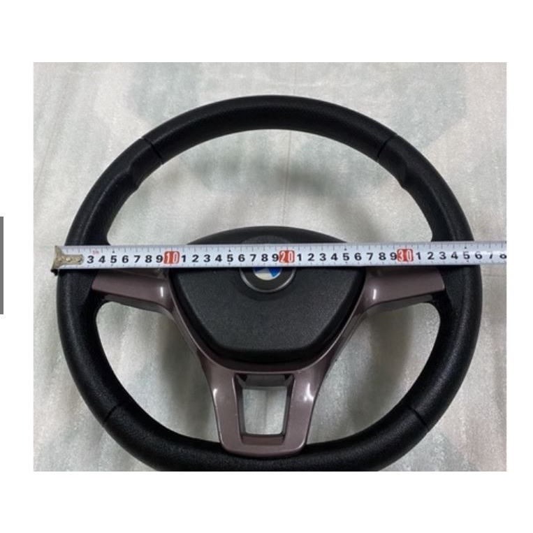 Vô lăng cho xe 4 bánh hàng nhập khẩu.