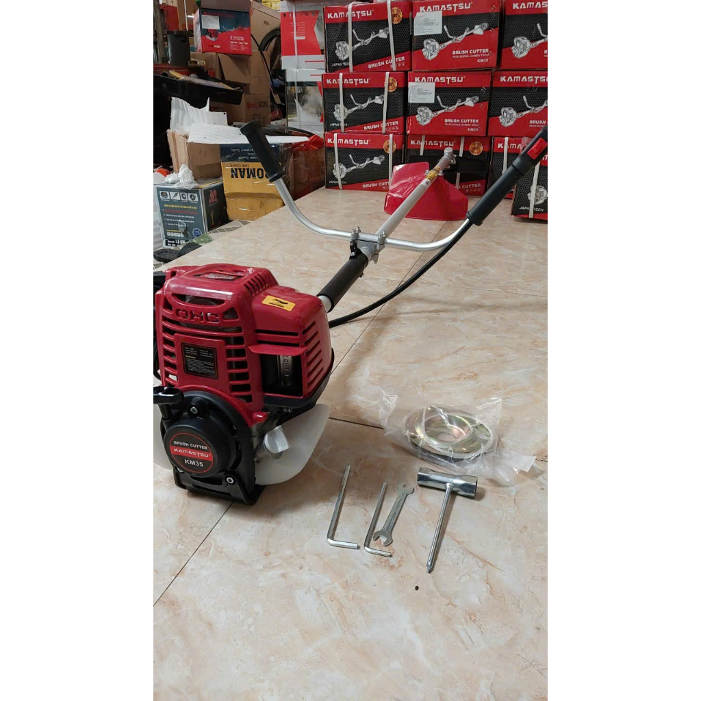Máy cắt cỏ chạy xăng Kamatsu KM35 động cơ 4 thì