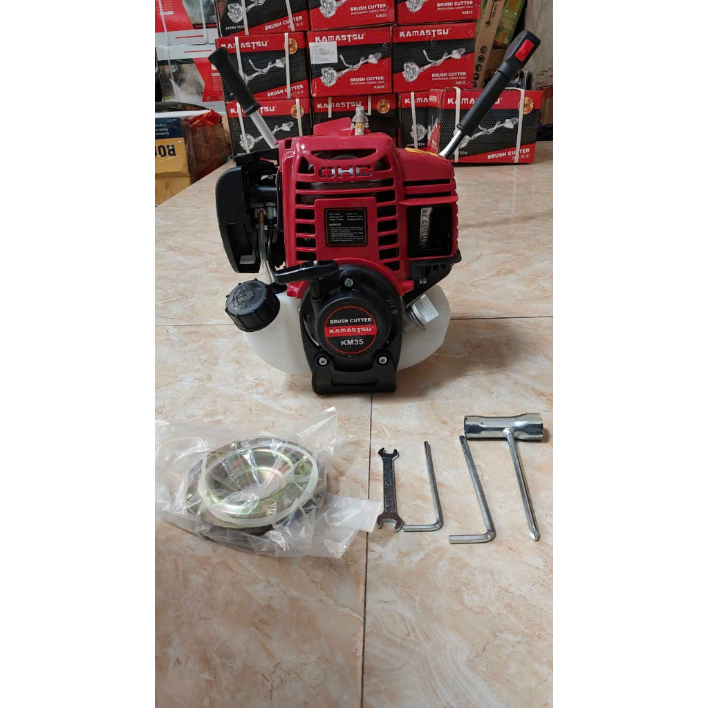 Máy cắt cỏ chạy xăng Kamatsu KM35 động cơ 4 thì