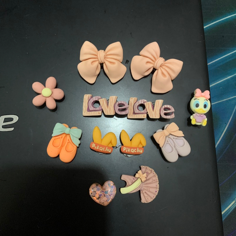 Dép sục y tá, dép cross sandal đế cao 4cm siêu nhẹ đi mưa chống trượt TẶNG KÈM 10 Jibbitz sticker - SL057