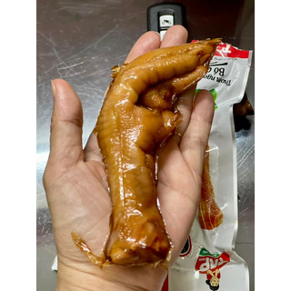 Chân gà cay tứ xuyên hãng tap food đủ các vị