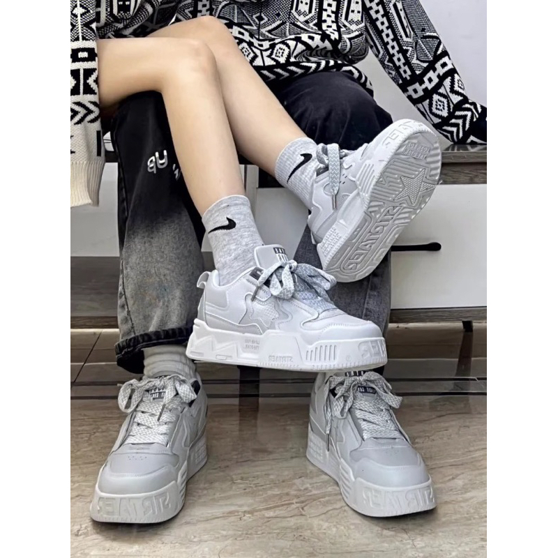 GIÀY ĐÔI SNEAKER S77 ĐẾ CAO 4CM HỌA TIẾT NGÔI SAO CÁC CẶP ĐÔI