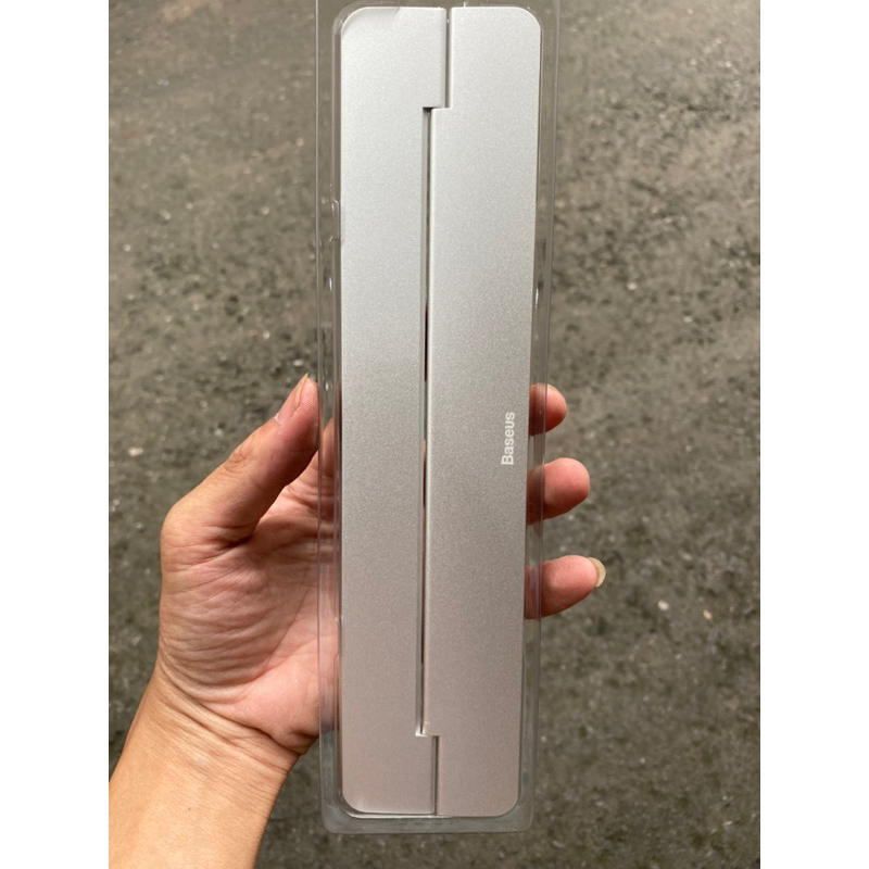 Giá Đỡ Máy Tính Hãng Baseus Làm Từ Hợp Kim Có Thể Gập Gọn Dành Cho Macbook Pro Air 12-17 Inch