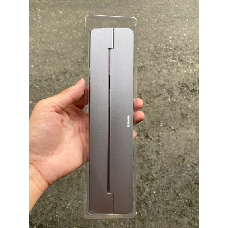 Giá Đỡ Máy Tính Hãng Baseus Làm Từ Hợp Kim Có Thể Gập Gọn Dành Cho Macbook Pro Air 12-17 Inch