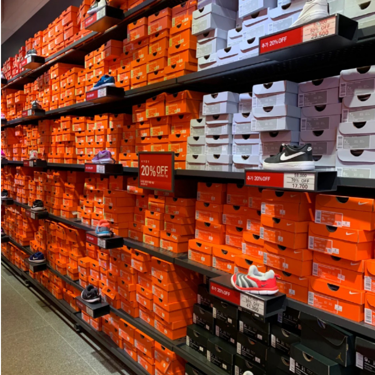 （Sản phẩm chính hãng）Giày thể thao nam nữ giày Nike Air Jordan 1 Low AJ1